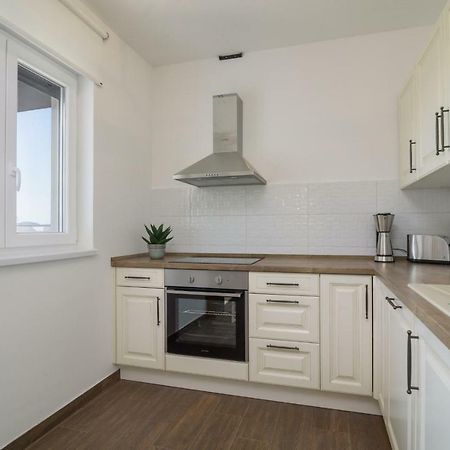 Luxury Apartman Ivana تروغير المظهر الخارجي الصورة